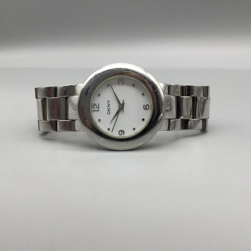 DKNY Womens Watch 36mm White Dial Silver Tone Stainless NY-4815 New Battery 6.5